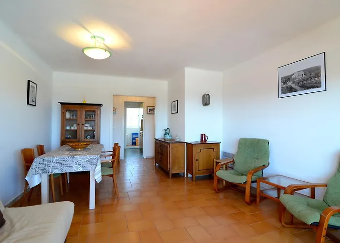 Gregal 5 * L' Escala